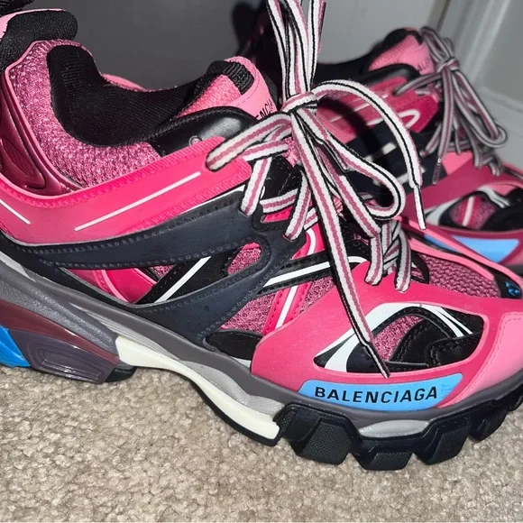 BALENCIAGA
Mesh Nylon Womens Track Sneakers Pink Black - Picture 3 of 5